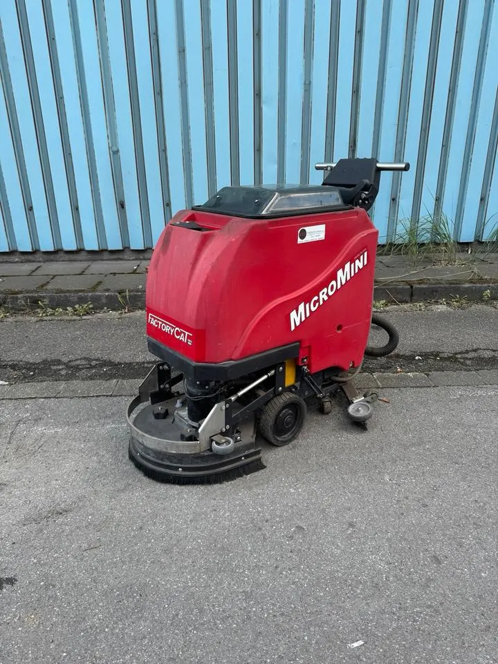 Factory Cat Micro Mini 17D